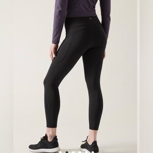 Athleta Ultimate High Rise Stash Tight 7/8 - XLT (Never Been Worn)
